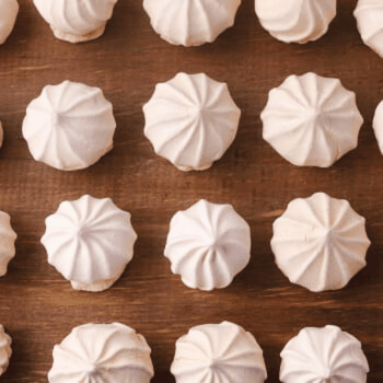 Curso Prático 3 em 1 Chocolataria, Suspiros e Doces Finos Espaço Vidal Cakes 27/05/25 9h às 17h 
